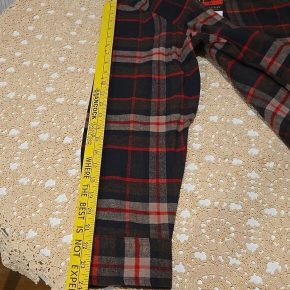 Pendleton Woolen Mills Men's  Flannel Shirt Medium NWT - Picture 8 of 16